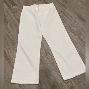 Loft Women’s Size 12 LILY White stretch raw hem straight leg jeans with pockets